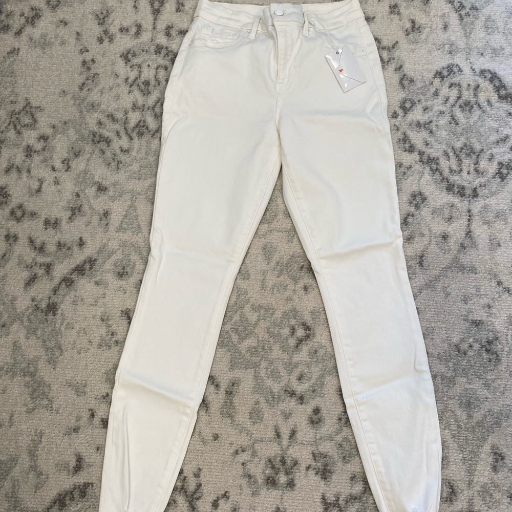 Good American Jeans - Picture 2 of 3